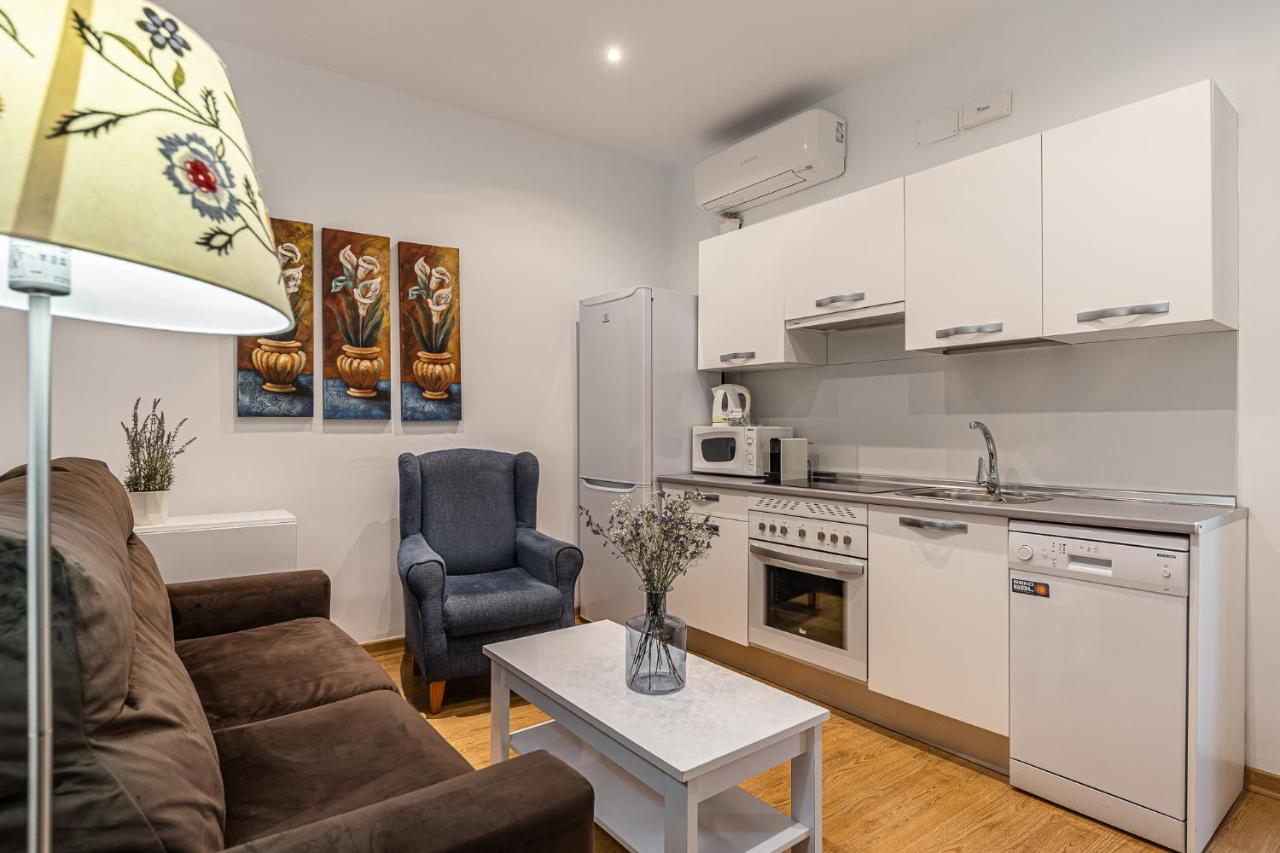 Waou Apartamentos En Sol Confort 7 Madrid Luaran gambar